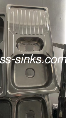 Lavadero de cocina comercial con tablero de drenaje dimensiones del fregadero personalizadas colocación del drenaje trasero