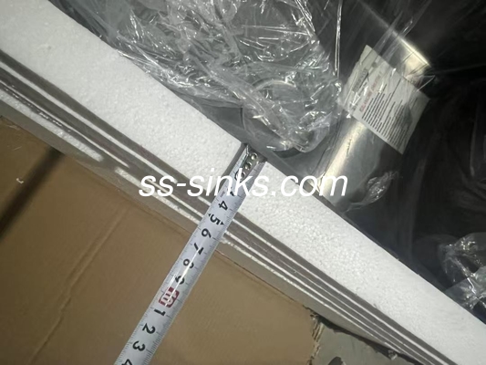 Cuenca de cocina de acero inoxidable con una sola taza con drenaje fácil de limpiar y material duradero