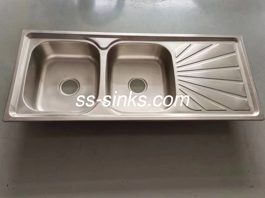 Hasta usted delantal fregadero de cocina de acero inoxidable con 18 calibre y desbordamiento incluido
