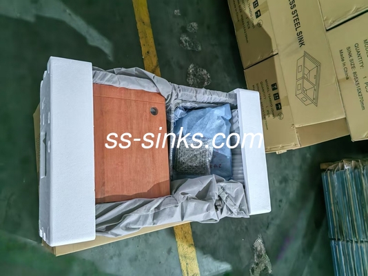 Grifón incluido Negro de acero inoxidable Doble Cubo de fregadero con acabado negro 2 drenajes