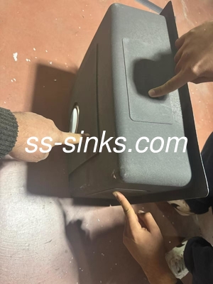 Montaje superior del fregadero de acero inoxidable con tazón grande y pequeño sin agujeros de grifo pre-perforados