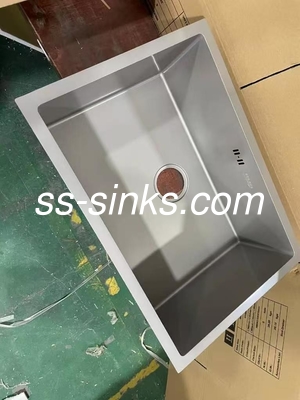 18/10 Material de acero níquel acero inoxidable Envasador de tazón único La adición perfecta a su cocina